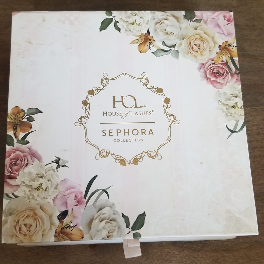 House of Lashes Spehora Eyeshadow Palette